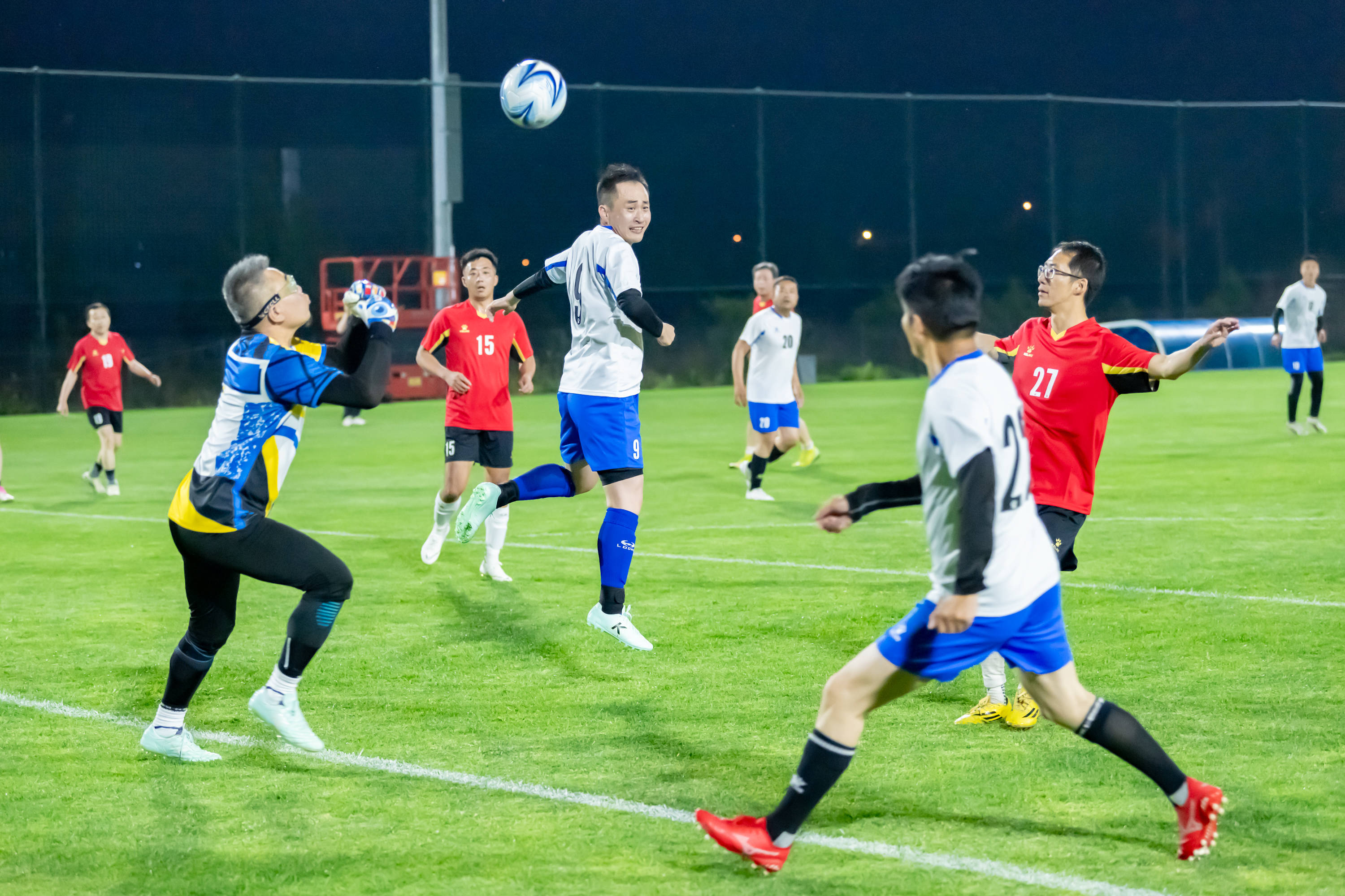 球界后更是 球界后更是