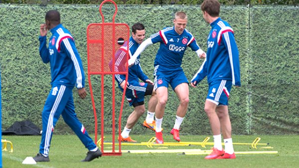 并在引援方 并在引援方